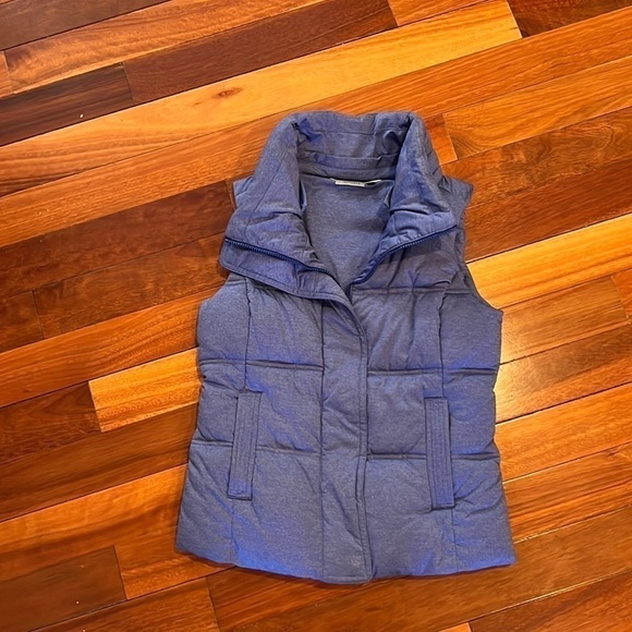 Athleta Seeker Vest Sapphire Heather Size XS - Picture 1 of 6